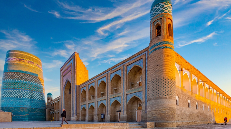 Uzbekistan Goes from Strength to Strength - TRAVELINDEX